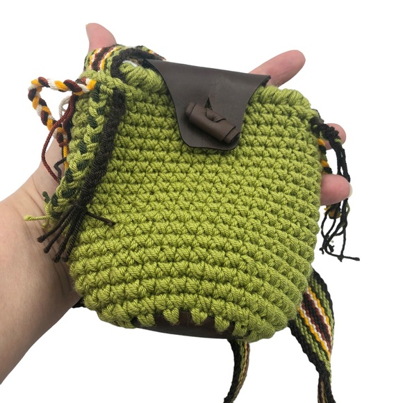 Green Crochet Mini Bag Crossbody Cottagecore Boho Faux Leather Fringe Tassel - Picture 5 of 6